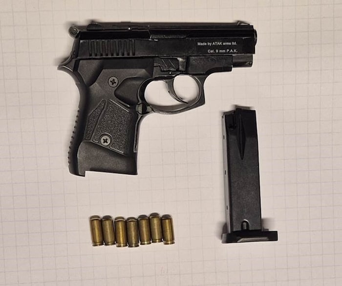 Sichergestellt wurden Waffen ...