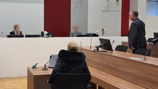 Die Angeklagte hat bis heute nicht verstanden, warum sie sich am Landesgericht Eisenstadt ...