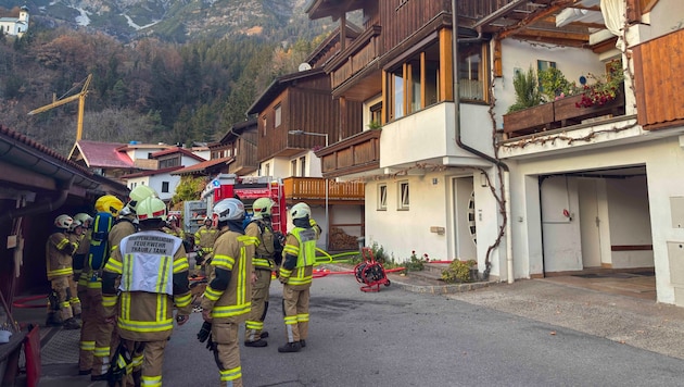 Zahlreiche Feuerwehrleute standen im Einsatz.
