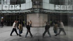 Die britische Rundfunkanstalt BBC hat US-Präsident Donald Trump um Entschuldigung gebeten, will ...