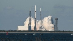 Der Raketenstart erfolgte im dritten Anlauf. Blue Origin hatte ihn wegen schlechter ...