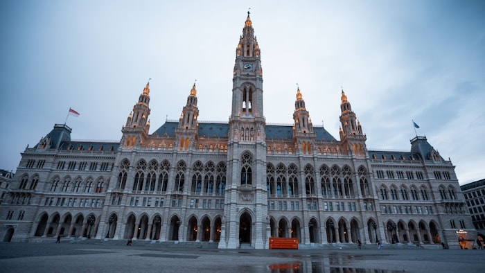 Die Verbindlichkeiten der Stadt Wien sind einmal mehr gestiegen, im Rathaus zeigt man sich ...