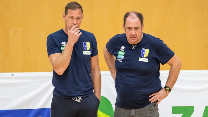 Aichs Co-Trainer Nejc Pusnik (li.) und Sportchef Martin Micheu.