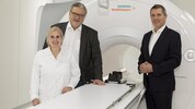 Andrea Reim, Leiterin des Zentrums für Radioonkologie und Strahlentherapie, Gesundheitsstadtrat ...