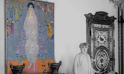 Klimts Porträt „Elisabeth Lederer von Bachofen-Echt“ im Salon ihrer Mutter Szerena (re.) Lederer ...