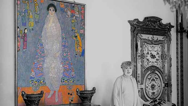 Klimts Porträt „Elisabeth Lederer von Bachofen-Echt“ im Salon ihrer Mutter Szerena (re.) Lederer ...