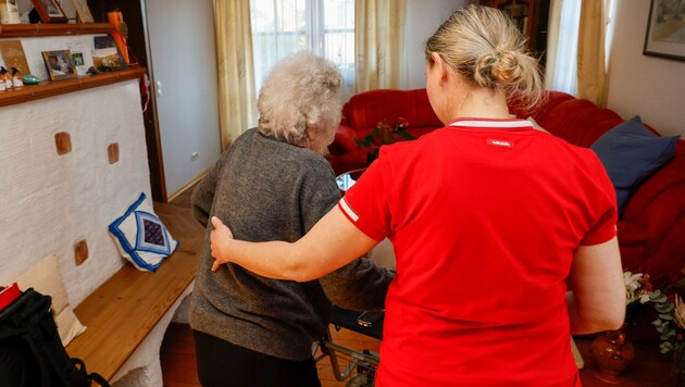 Lange zu Hause in gewohnter Umgebung bleiben: Mobile Kräfte wie Natascha ermöglichen das.