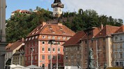 Unter dem Uhrturm lebt man laut neuer Umfrage gerne.