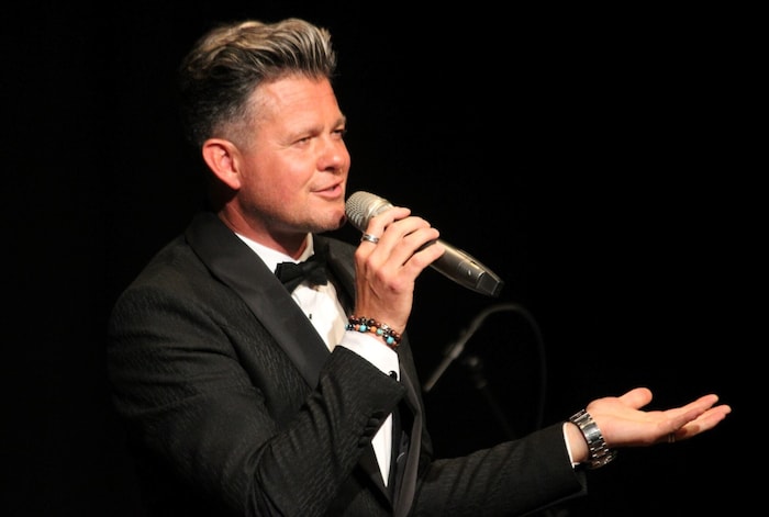 „Das tu’ ich alles aus Liebe“ – am 23. November feiert Gernot Pacherniggs Show zu Ehren Peter ...