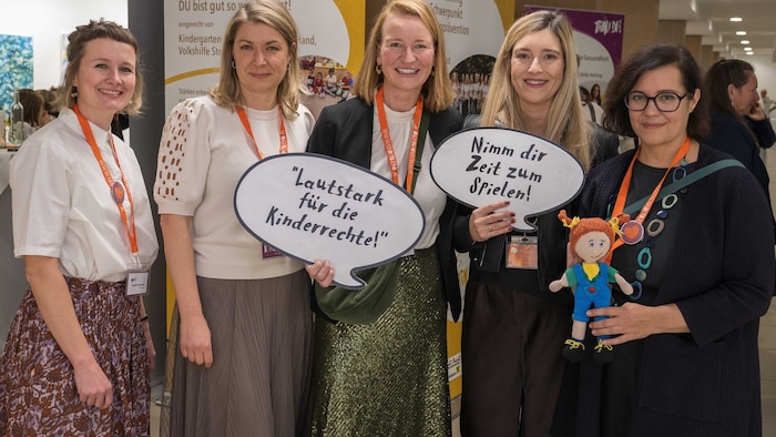 Die letzte Gala in angestammter Kinderbüro-Besetzung: Kathrin Kapeundl, Gabriele Schröfelbauer, ...