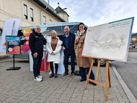 Lurnfeld-Bgm. Gerald Preimel (1vl), sein Vize Siegfried Wohl (3vl), Sonja Raupl (2vl), ...