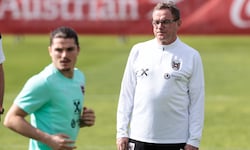 Ralf Rangnick lässt der Seitenhieb aus Rumänien kalt.