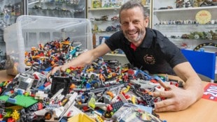 Jürgen Fuchs Gerhard Nitzlnader ist Geschäftsführer einer Weizer Spielwarenhandlung und Sprecher der Branche ...