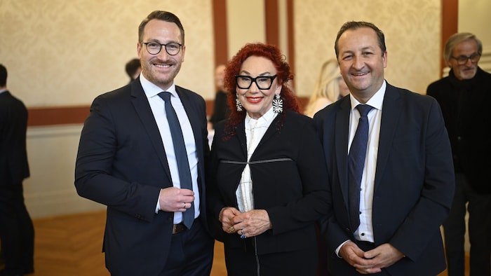 Tirols LH-Stv. Philip Wohlgemuth, Charlotte Sengthaler, Vorstandmitglied „Club Tirol“, und ...