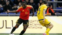 Jeremy Doku (links) muss noch auf das WM-Ticket warten.