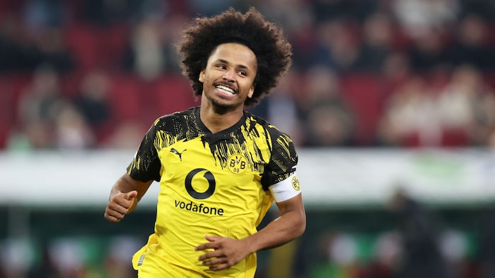 Der 23-Jährige spielt für den BVB.