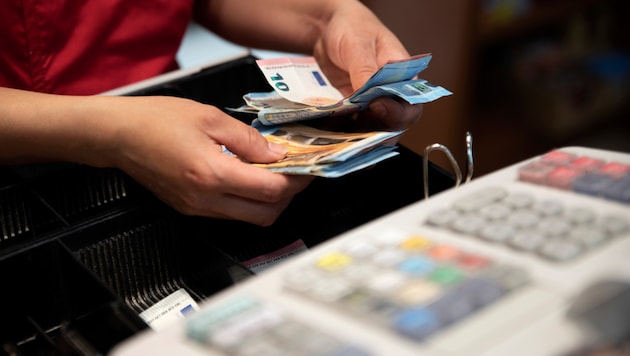 Am Samstag wurde eine Verkäuferin in Brigittenau Opfer eines Raubüberfalls (Symbolbild).