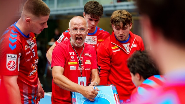 „Weiter Jungs!“ Fivers-Trainer Peter Eckl trieb seine Jungs nach vorne.
