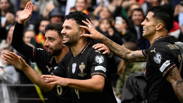 Portugal storm to the World Cup finals!