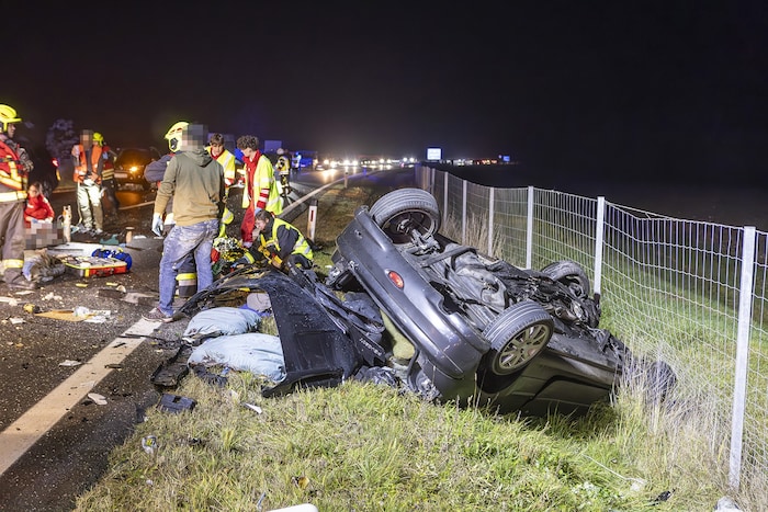 A terrible accident in Lower Austria on Saturday claimed the lives of two people and injured ...