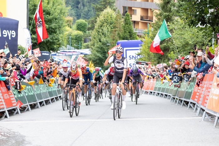 Isaac del Toro vom Team UAE-Emirates XRG gewann im vergangenen Juli auch in St. Johann ...