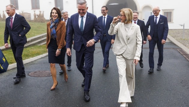 Wer geht beim Schuldenabbau mit bestem Beispiel voran?