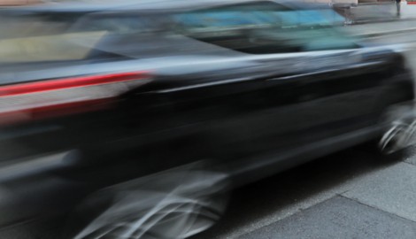 Während sein Freund im Bezirk Zwettl nichtsahnend schlief, fuhr ein 18-jähriger Korneuburger mit ...