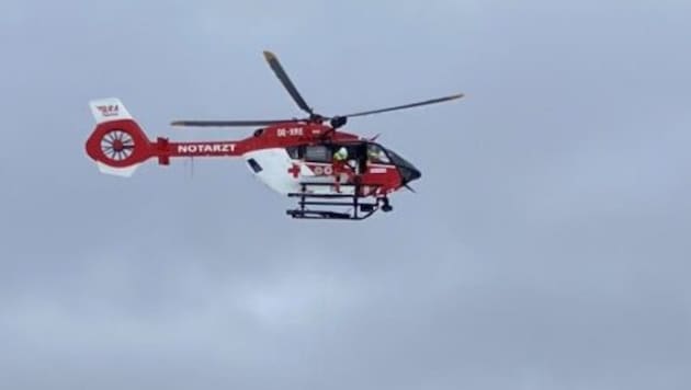 Auch der Notarzthubschrauber RK-2 stand im Einsatz.
