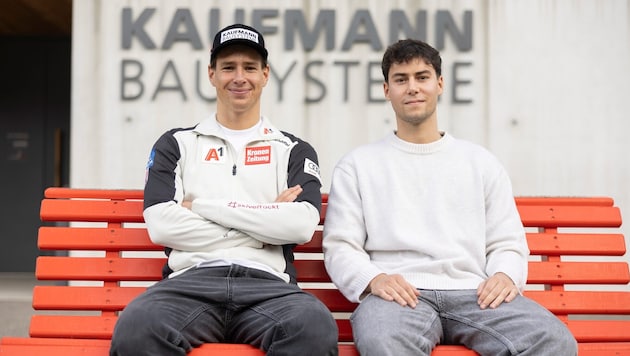 Moritz Zudrell (l.) mit „Spezl“ Marco Feurstein, der den Deal miteingefädelt hatte.