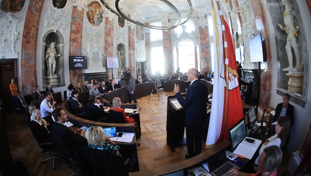 Finanzreferent LH Anton Mattle wird im Landtag den Tiroler Budgetpfad erläutern. Basis der ...