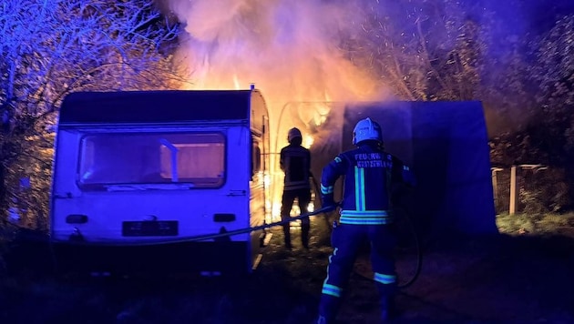 In Kritzendorf stand ein Zelt in Flammen