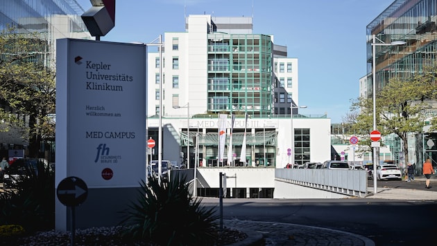 Nach dem Kepler Uniklinikum (Foto) müssen jetzt auch Operationen im Pyhrn-Eisenwurzen-Klinikum ...