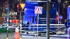 Am Freitag sind drei Frauen bei einem schweren Busunfall in Stockholm ums Leben gekommen.