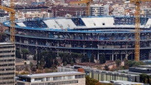 Das Camp Nou ist noch eine Baustelle, aber am Wochenende kehrt der FC Barcelona in sein ...