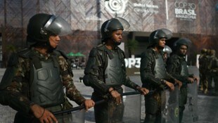 170 Organisationen haben die verschärften Sicherheitsmaßnahmen auf dem COP30-Gelände in Belem ...