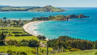 Neuseeland wird als „grüne Insel“ bezeichnet, was zum Teil der dünnen Besiedlung und der ...