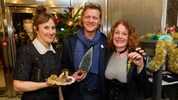 Gery Seidl mit Regisseurin Claudia Jüptner-Jonstorff und seiner Leinwand-Ehefrau Marlene Morreis ...