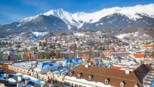 Bald könnte das ganze Land weiß angezuckert sein: Seinen ersten Halt macht der Winter im Westen ...