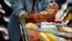 Eine von Rewe beauftragte Umfrage zeigt eine breite Zustimmung für längere Öffnungszeiten bei ...