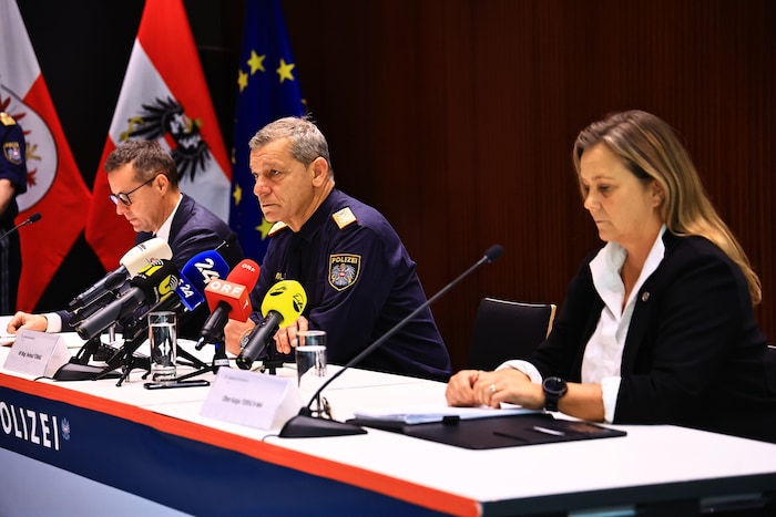 Mayr, Tomac and Tersch at the press conference on Tuesday.