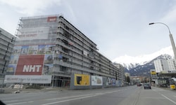 Die Neue Heimat soll einen ersten Schwung Innsbrucker Stadtwohnungen kaufen