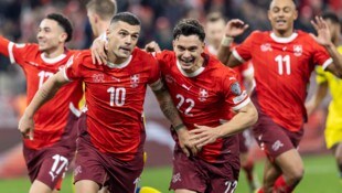 Werden Granit Xhaka und Fabian Rieder gegen den Kosovo den inoffiziellen WM-Titel bejubeln ...