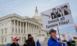 Kritiker spekulieren mit dem Fall des US-Präsidenten, sollten die ungeschwärzten Epstein-Akten ...