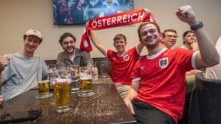 Die rot-weiß-roten Fans drückten in der Bar 28 in Graz die Daumen – am Ende erfolgreich.