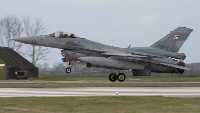 Ein F-16-Kampfjet der polnischen Luftwaffe (Archivbild)