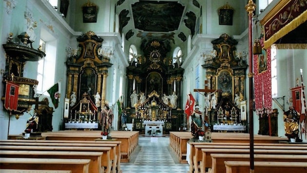 In der Pfarrkirche von Obertilliach wird jedes Jahr am Freitag nach der Fronleichnams-Oktav ein ...