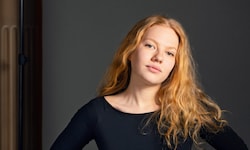 Zum Theater wollte Juliette Larat schon immer – dass es gerade das Schauspiel sehr organisch ...