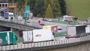 Die Luegbrücke ist der Dreh- und Angelpunkt auf der Strecke vom und zum Brenner.