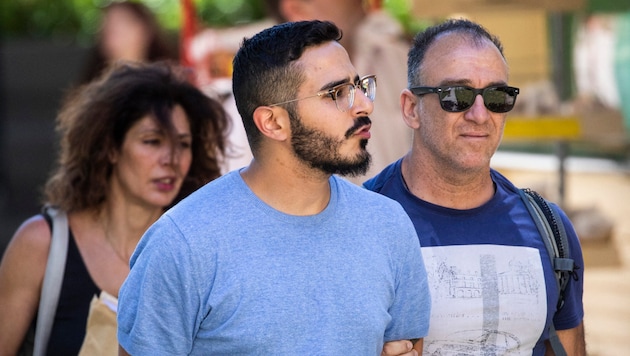 Der als „Tinder-Schwindler“ bekannte israelische Betrüger Simon Leviev bei einer Festname in ...