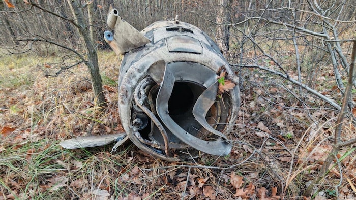 Hier ist nach der Attacke ein Fragment einer ATACMS in der Region Woronesch zu sehen.